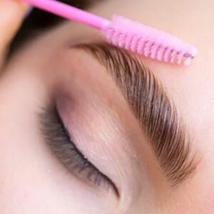 Laminado de cejas