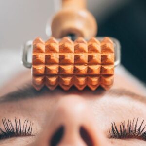 Maderoterapia facial